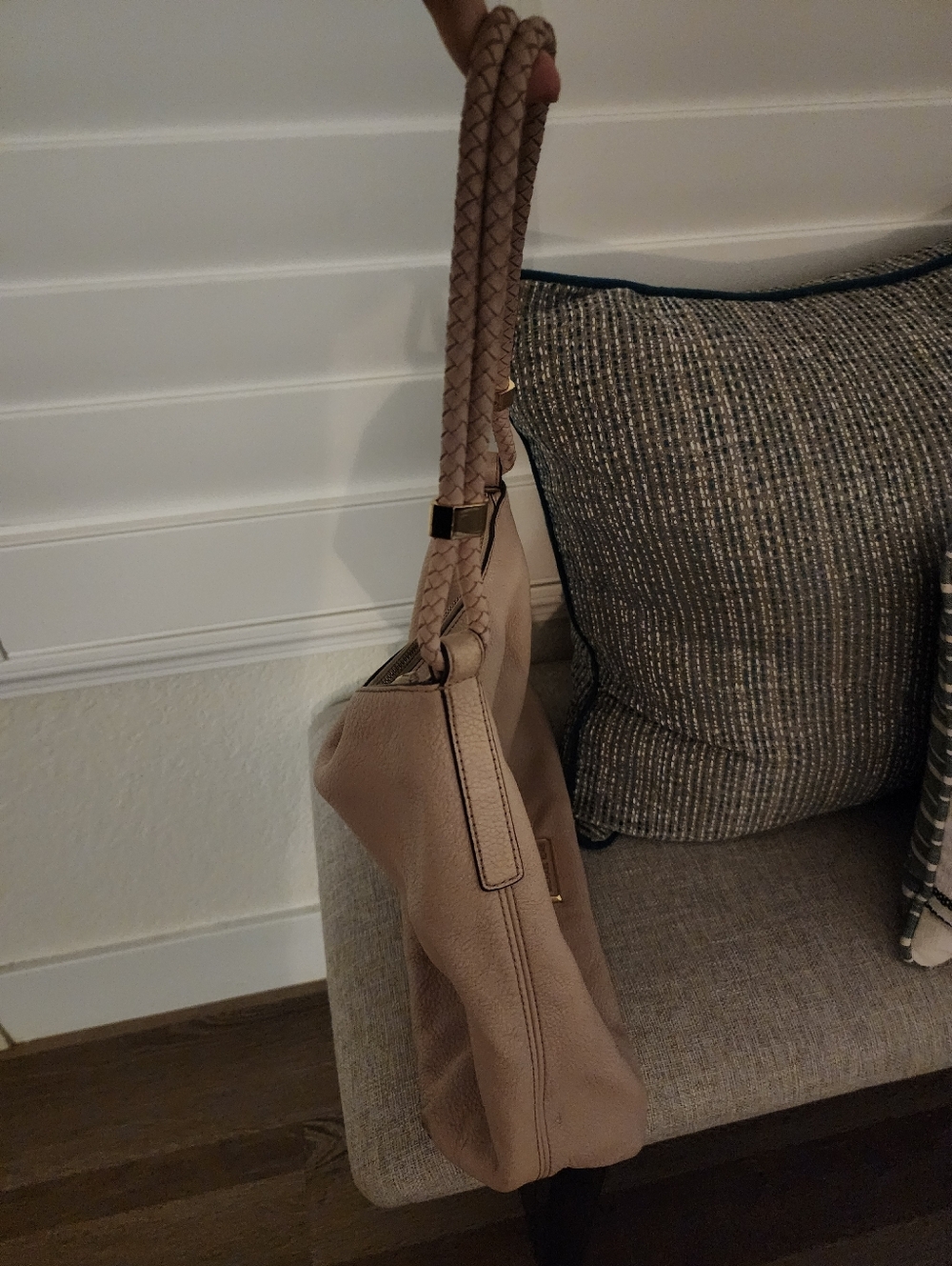 Michael Kors Pebbled Leather Shoulder Bag in Blush Pink - Picture 15 of 16